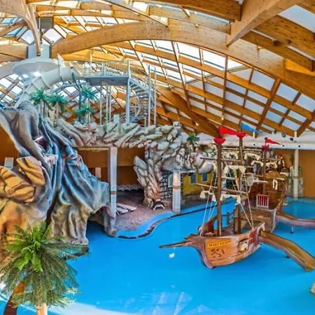 Brunarica Vintage 83 - Nastanitev Z Vkljucenimi Kopalnimi Kartami - With Thermal Riviera Tickets Included Chalet
