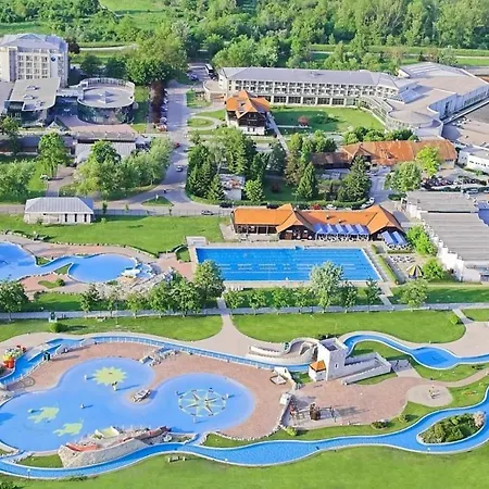 Brunarica Vintage 83 - Nastanitev Z Vkljucenimi Kopalnimi Kartami - With Thermal Riviera Tickets Included